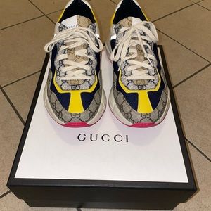 Mens Gucci GG Rhyton Sneakers. Men size 7(7.5US).